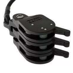 Rupp Lok-Up's Triple Halyard Lock With Shock Cord