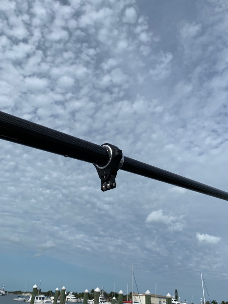 Rupp Carbon Fiber Telescoping Outrigger Pole 5.48m Black/Silver 4 Rupp Carbon Fiber Telescoping Outrigger Pole 5.48m Black/Silver - Image 4